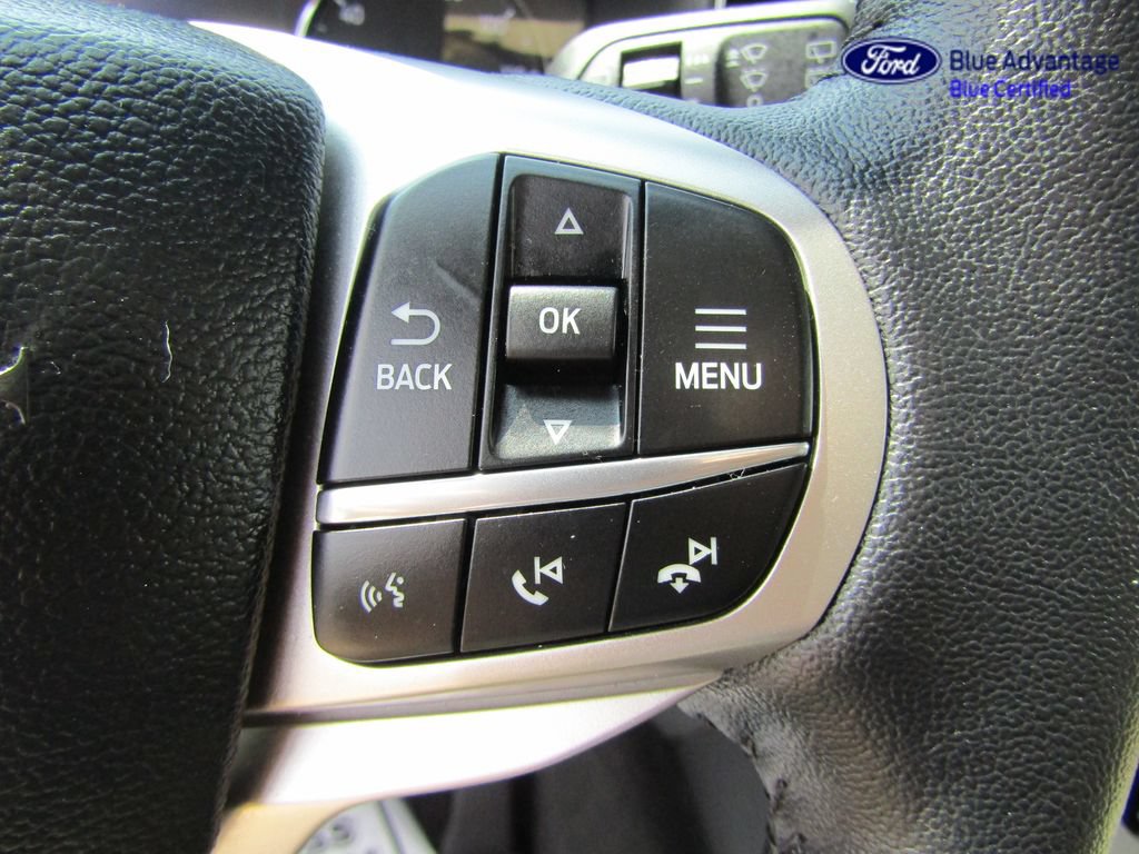 Used 2024 Ford Explorer XLT w/ Equipment Group 202A AWD/4WD image 34