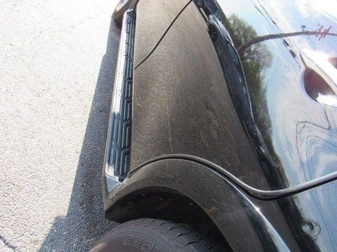 Used 2021 Nissan Armada SL image 11