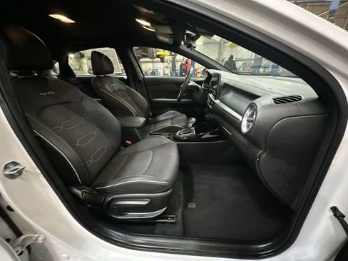 Certified 2024 Kia Forte GT-Line image 27