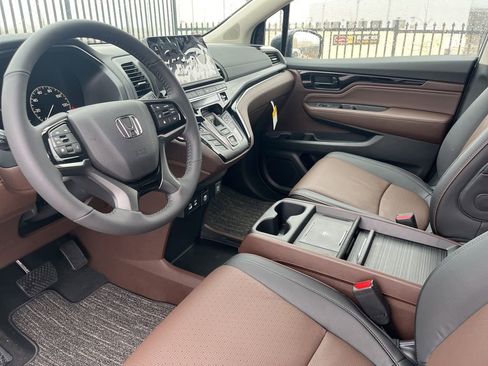 New 2026 Honda Odyssey Elite image 11