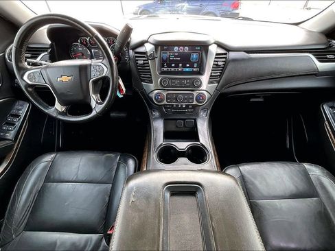Used 2015 Chevrolet Suburban LT image 19