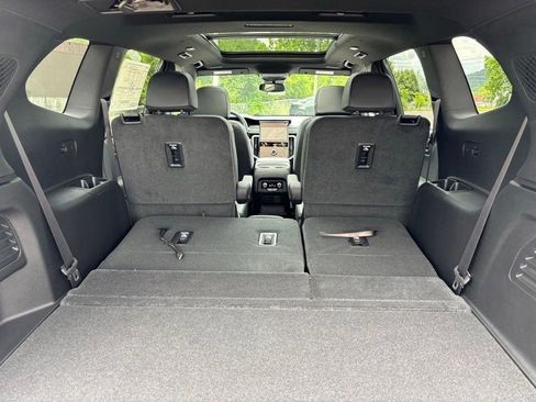 New 2025 GMC Acadia Elevation w/ Elevation Premium Package image 38