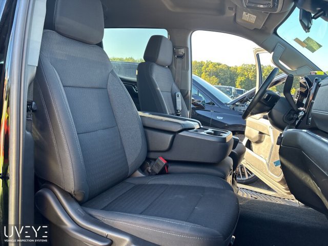 Used 2023 Chevrolet Silverado 1500 LT AWD/4WD image 9