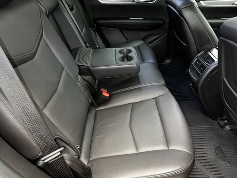 Used 2019 Cadillac XT5 Luxury image 30