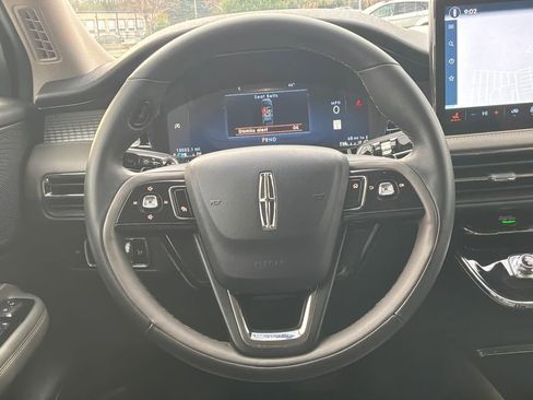 Used 2023 Lincoln Corsair FWD image 22
