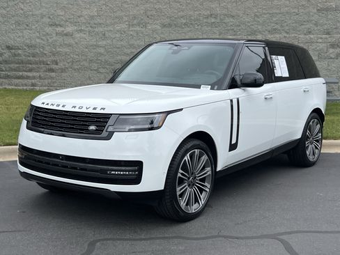 Certified 2024 Land Rover Range Rover Long Wheelbase SE AWD/4WD image 2