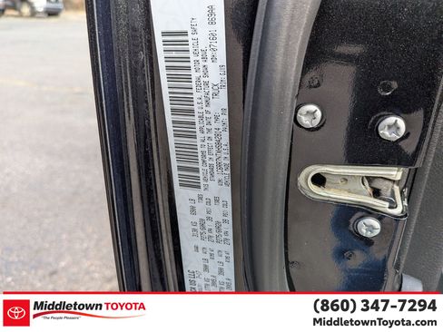 Used 2017 RAM 1500 Laramie w/ Convenience Group image 41