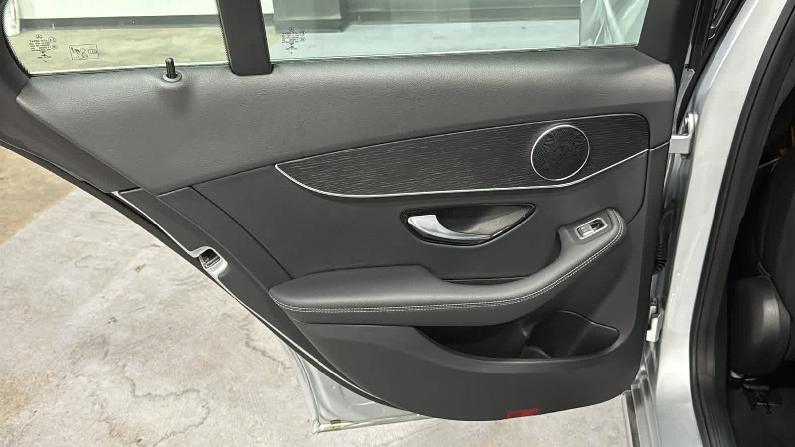Used 2021 Mercedes-Benz C 300 4MATIC Sedan image 20