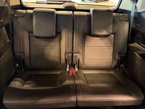 Used 2023 Volkswagen Atlas SE w/ Black Wheel Package FWD image 22