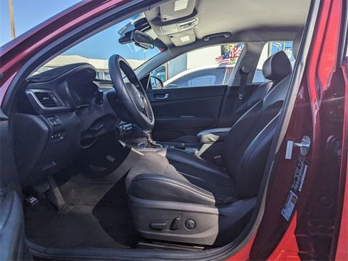 Used 2019 Kia Optima S image 6