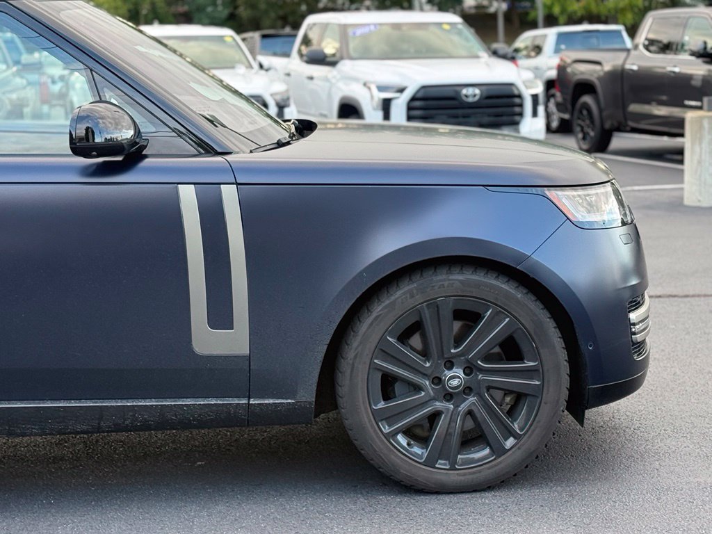 Used 2023 Land Rover Range Rover SE AWD/4WD image 10