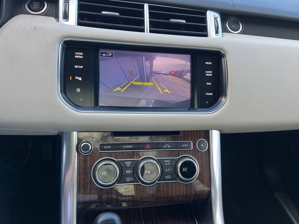 Used 2014 Land Rover Range Rover Sport HSE AWD/4WD image 21