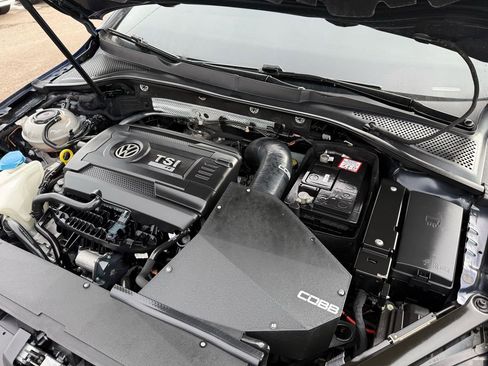 Used 2019 Volkswagen Golf R 2.0T w/DCC & Navigation image 38