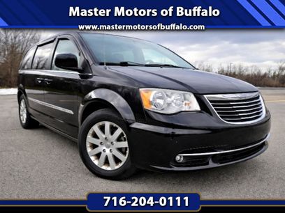 Used 2014 Chrysler Town & Country Touring w/ Trailer Tow Group