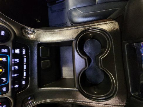 Used 2019 Chevrolet Tahoe LT image 21