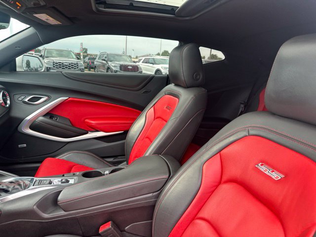 Used 2023 Chevrolet Camaro SS RWD image 29