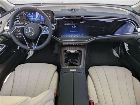 New 2026 Mercedes-Benz E 350 4MATIC Sedan image 15