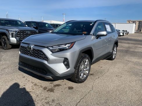 New 2025 Toyota RAV4 Limited image 7