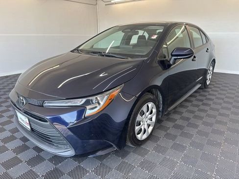 Used 2023 Toyota Corolla LE FWD image 14