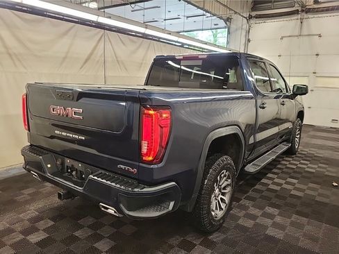 Used 2020 GMC Sierra 1500 AT4 w/ AT4 Premium Package AWD/4WD image 3