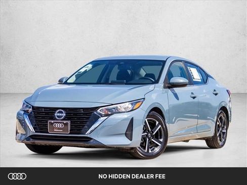 Used 2025 Nissan Sentra SV FWD image 1