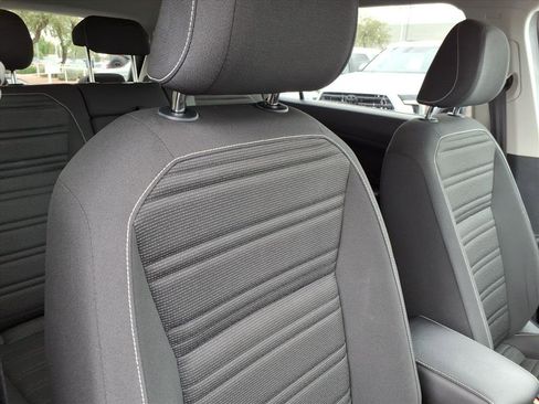 Certified 2024 Volkswagen Tiguan S image 11