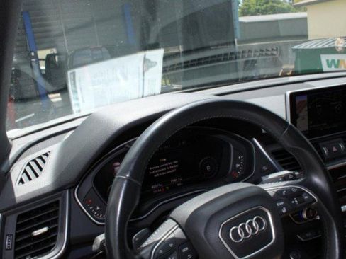 Used 2018 Audi Q5 2.0T Premium Plus w/ Premium Plus Package image 23