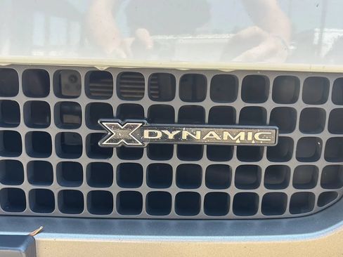 Used 2022 Land Rover Defender 110 X-Dynamic SE AWD/4WD image 13