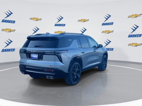 New 2026 Chevrolet Traverse RS image 8