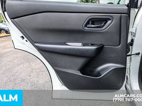 Used 2024 Nissan Rogue S FWD image 50