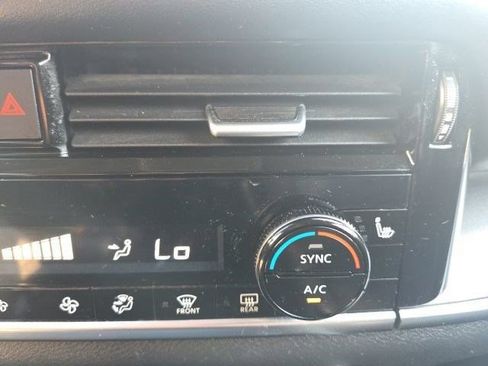 Used 2021 Nissan Rogue SV AWD/4WD image 22
