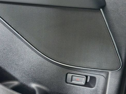 Used 2025 Lincoln Aviator 2WD w/ Equipment Group 101A image 19