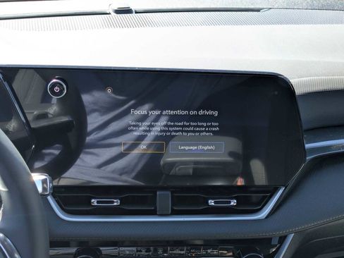 New 2026 Chevrolet Equinox LT image 26