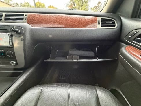 Used 2008 GMC Yukon 4WD Hybrid image 38