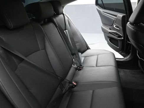 Used 2022 Lexus ES 350 FWD image 16