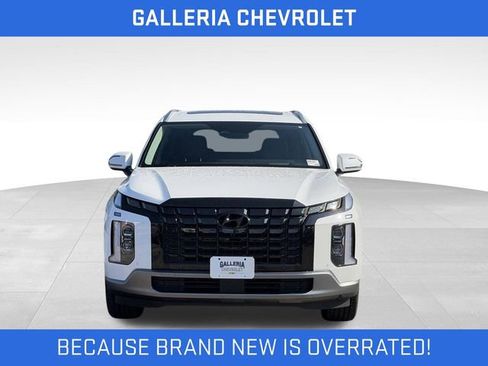Used 2023 Hyundai Palisade Limited w/ Cargo Package FWD image 3