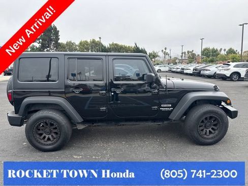 Used 2015 Jeep Wrangler Unlimited Sport w/ Trailer Tow Group AWD/4WD image 8