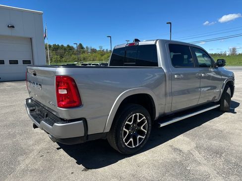 Used 2025 RAM 1500 Laramie w/ Sport Appearance Package AWD/4WD image 5
