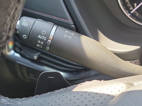 Used 2023 Cadillac XT4 Sport FWD image 11
