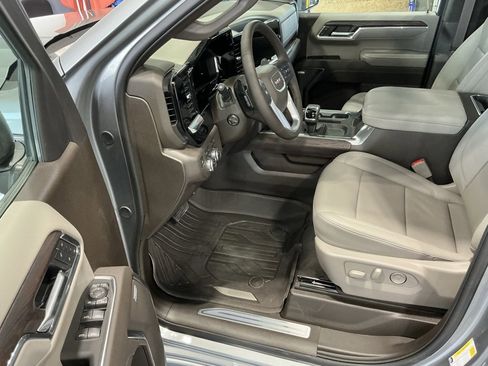 Used 2026 GMC Sierra 1500 SLT w/ SLT Premium Package image 3