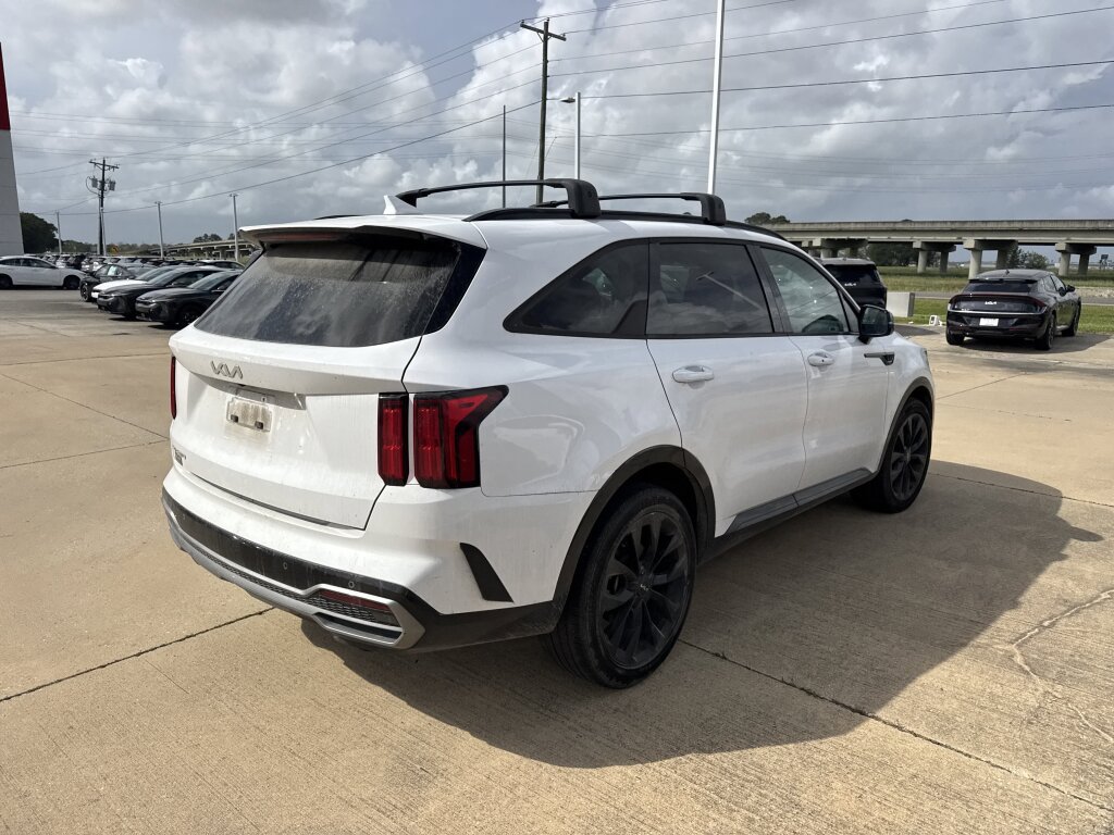 Used 2023 Kia Sorento SX FWD image 12
