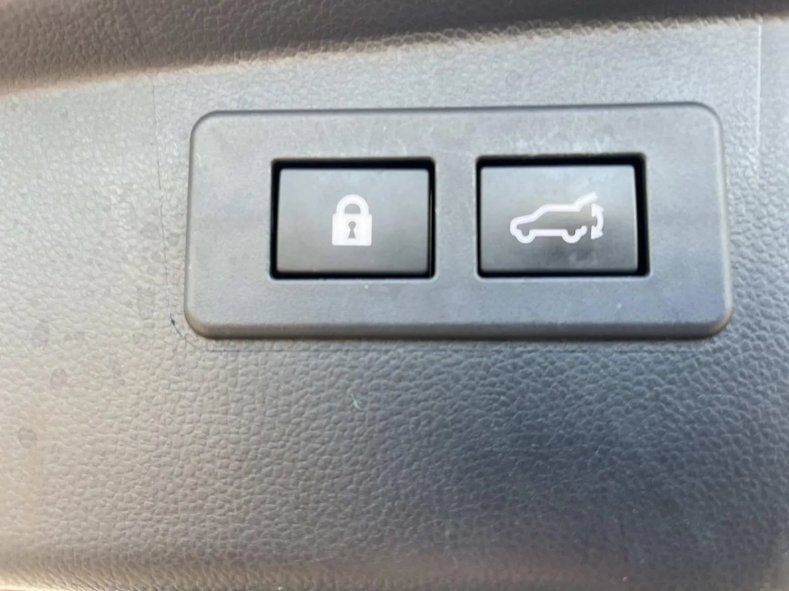 Used 2020 Subaru Outback Premium AWD/4WD image 21