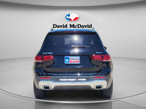 Used 2023 Mercedes-Benz GLB 250 4MATIC image 5