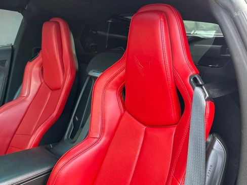 Used 2020 Chevrolet Corvette Stingray w/ Z51 Performance Package image 3