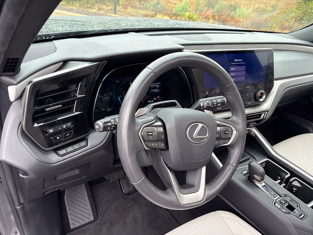 Used 2024 Lexus TX 350 AWD w/ Captains Chair Package image 13