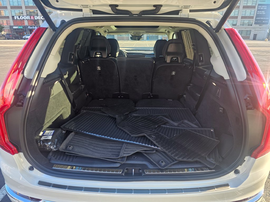 Certified 2024 Volvo XC90 B6 Ultimate w/ Protection Package Premier AWD/4WD image 30