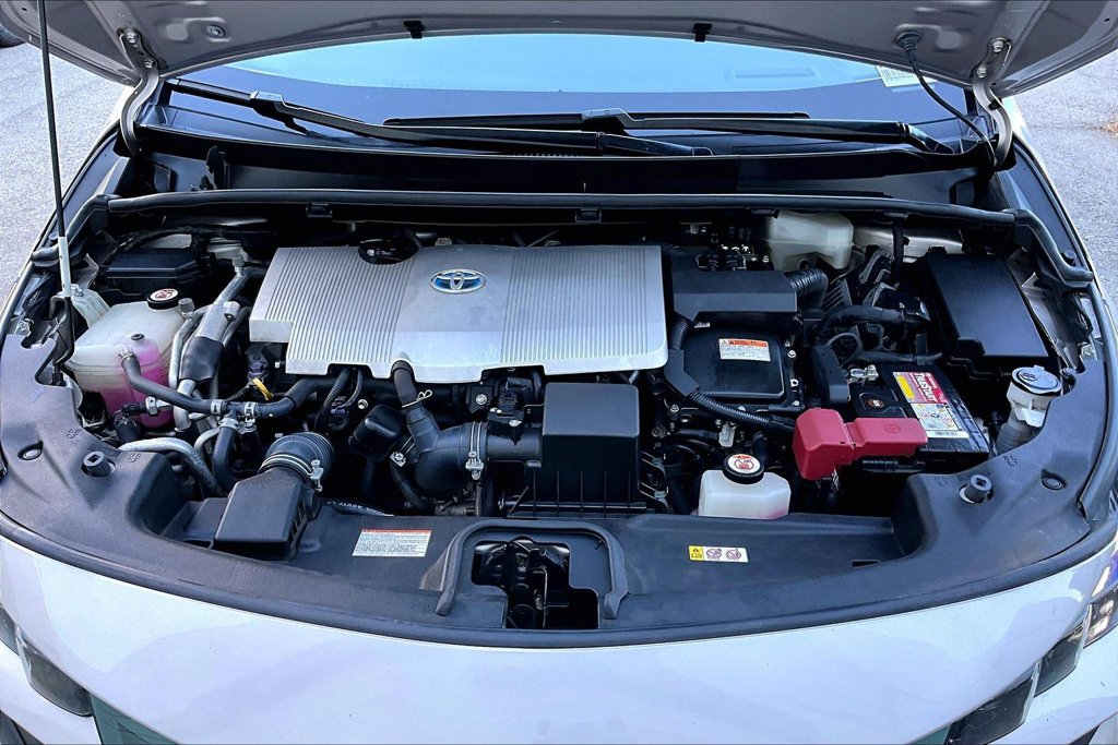 Certified 2019 Toyota Prius Prime Advanced FWD image 30
