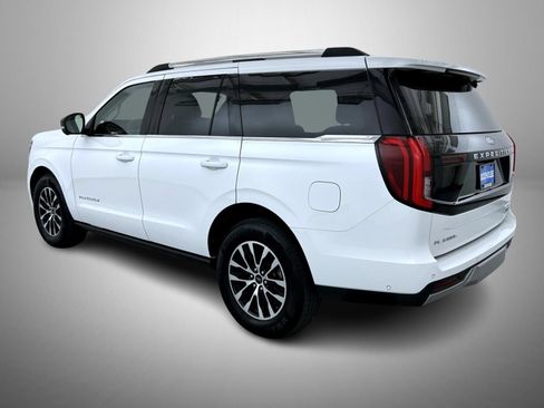 Used 2025 Ford Expedition Platinum AWD/4WD image 7