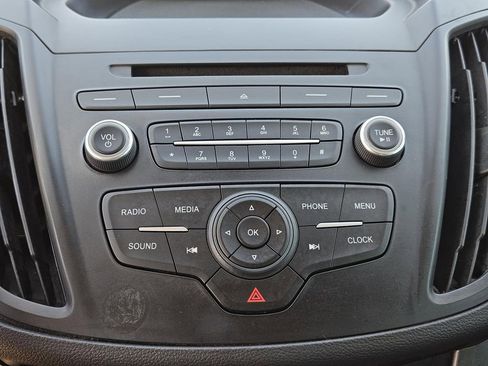 Used 2018 Ford Escape S image 19