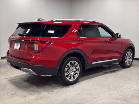 New 2026 Ford Explorer Platinum image 8